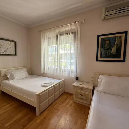 “stadium” 地拉那