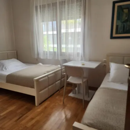 Apartment “stadium” *