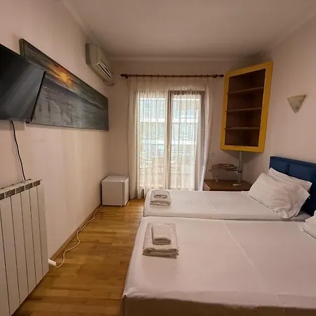 “stadium” Tirana